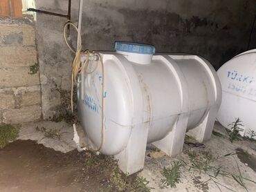 su ceni demir: Bak, Plastik, 1000 l l, İşlənmiş