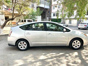 toyota prius qalmaq şerti ile: Toyota Prius: 1.5 l | 2008 il Hetçbek