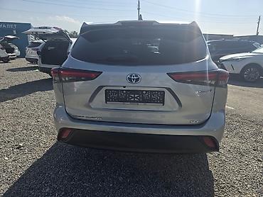 byd d1: Toyota Highlander: 2022 г., 2.5 л, Автомат, Бензин, Кроссовер — 1