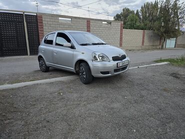 аккумлятор для машин: Toyota Vitz: 2002 г., 1.3 л, Автомат, Бензин, Хетчбек