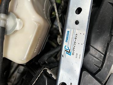 220 mers: Mazda Demio: 2002 г., Автомат — 7