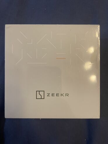 Другая автоэлектроника: Bluetooth ключ Zeekr запечатанный. 100 долл