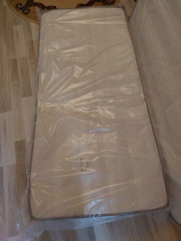 Matraslar: İşlənmiş, Sadə matras