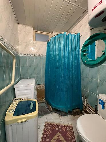 отель бишкек: 2 комнаты, 39 м², 104 серия, 1 этаж, Старый ремонт — 7