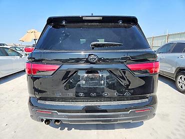 inter: Toyota Sequoia: 2024 г. — 6