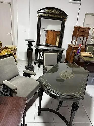 dimenzije cipelarnika: Salonski sto Napoleon III – Sa normalnim znacima korišćenja 🪑 Širina — 7