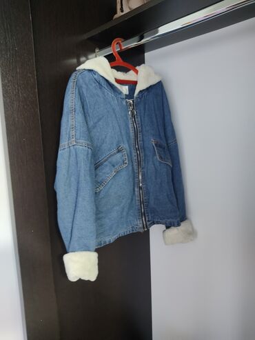 джинсовая куртка бишкек: Пуховик, XL (EU 42)