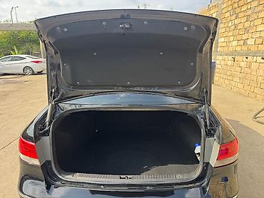 mersedes c klas: Hyundai Sonata: 2.4 l | 2008 il Sedan — 8
