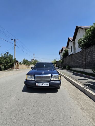 автомобили в рассрочку без первоначального взноса: Mercedes-Benz 220: 1993 г., 2.2 л, Автомат, Газ, Седан