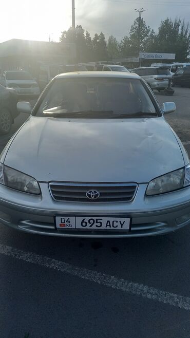 Toyota: Toyota Camry: 2001 г., 2.2 л, Автомат, Бензин, Седан