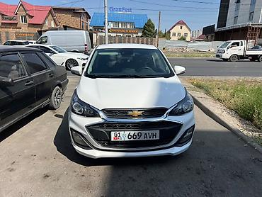 shevrolet lacetti: Chevrolet Spark: 2018 г., 1 л, Автомат, Бензин, Хэтчбэк — 1