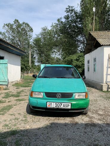 шины r14c: Volkswagen Polo: 1997 г., 1.4 л, Механика, Бензин, Купе