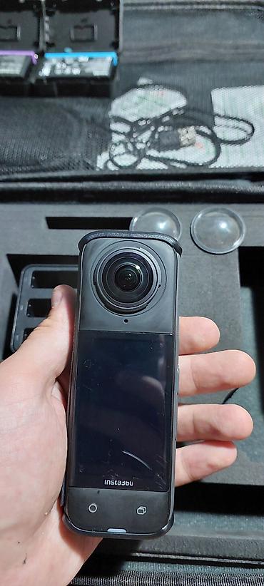 Фото и видеокамеры: Insta360 X4 — 8K 360 Action Cam Продаю вместе со штативом,чехлом,2 — 3