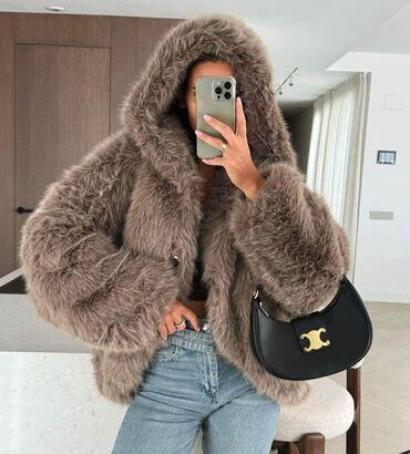 Krzneni kaputi: Luksuzna ženska jakna od veštačkog krzna sa kapuljačom - Oversize — 4
