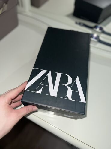 Сапоги: Высокие черные сапоги-ботфорты из эластичного материала, плотно — 11