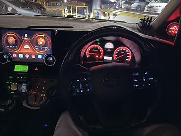 Транспорт: Toyota WISH: 2003 г., 1.8 л, Автомат, Бензин, Минивэн — 4