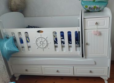 inşa mövzuları: Oğlan və qız üçün, Yeni, Dördbucaq, Beşik, Dəst ilə, Matras ilə, Yellənmə mexanizmsiz