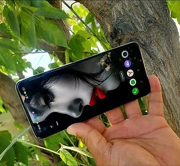 Realme: Realme 9i, Б/у, 256 ГБ, цвет - Белый, 1 SIM, 2 SIM, eSIM — 2