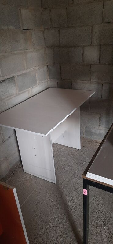 Кухонные столы: Кухонный стол, Новый, Угловой, Нераскладной — 9