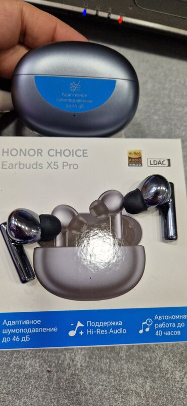 qulaqlıq satışı: Honor X5 pro qulaqcıq originaldı.40 saat enerji saxlayır. Satılır