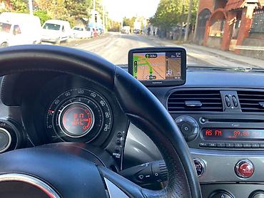 kettles: TomTom navigacija za automobil, montirana na komandnoj tabli i — 2