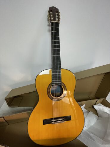 Гитары: Продаю Гитару Yamaha C -80 (Ямаха) Новая в Коробке Оригинальная