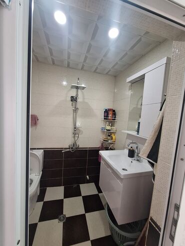 Yeni tikili: 2 otaqlı, Yeni tikili, 70 kv. m — 10