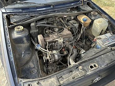 Volkswagen: Volkswagen Jetta: 1989 г., 1.6 л, Механика, Бензин, Седан — 2