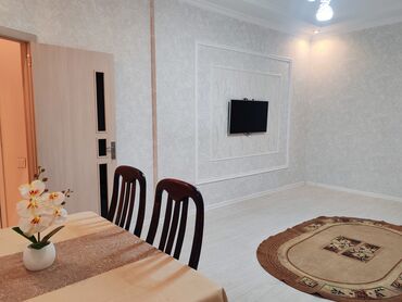 xirdalanda 3 otaqli bina evleri kiraye: Evin sahibəsiyəm. Apartman binanın 5 mərtəbənin 4 cü mərtəbəsində