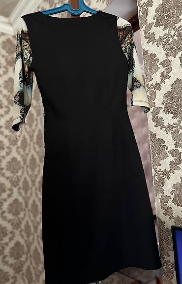 Dəstlər, kostyumlar: Bershka qadın dəst - Rəng: ağ/ekru - Ölçü: XS (EUR XS / USA XS / MEX — 14