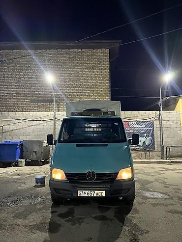 Легкий грузовик, Mercedes-Benz, Дубль, 2 т, Б/у at lalafo.kg Легкий грузовик, Mercedes-Benz, Дубль, 2 т, Б/у