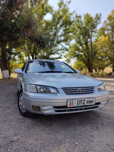 Toyota: Toyota Camry: 1997 г., 2.2 л, Автомат, Бензин, Универсал