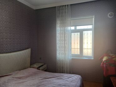 bakida kiraye ev: 4 otaqlı, 110 kv. m, Orta təmir