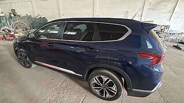 домики для кроликов: Hyundai Santa Fe, темно-синий кроссовер 2019 2.4 бензин 4вд состояние — 3