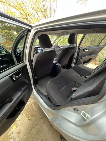 Toyota: Toyota Corolla: 1.5 l | 2019 il Universal — 20