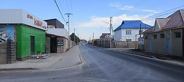 Продается двухэтажный дом с участком 5 соток, угловой и капитальным