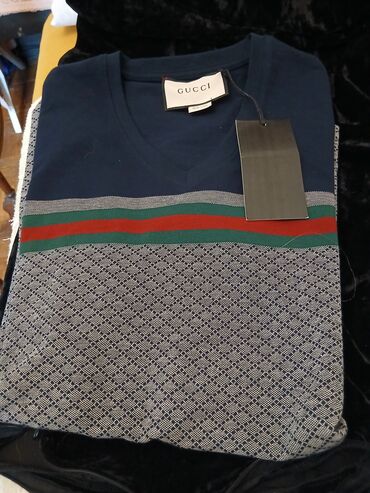 dzemper na v izrez: Short sleeves T-shirt, S (EU 48), Gucci, color - Blue, Cotton