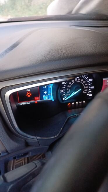 Ford: Ford Fusion (interyer və texnologiya detalları) - Rəqəmsal/analoq — 1