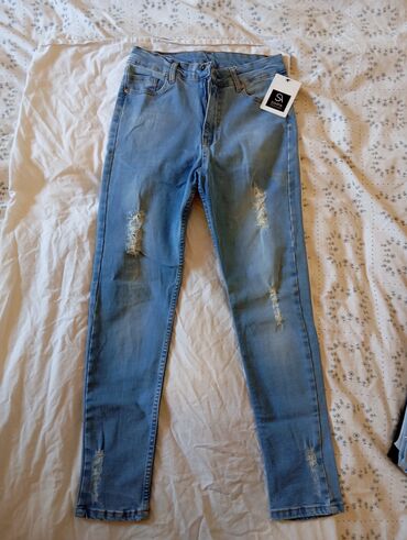 cropp farmerke: 32, Jeans, High rise, Ripped