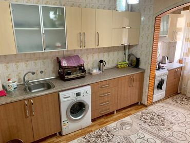 Köhnə tikili: Bakı, 4 otaqlı, Köhnə tikili, m. Əhmədli, 100 kv. m — 12