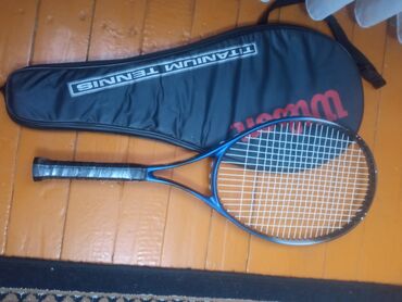 деревянная столешница: Ракетка для большого тенниса Wilson Titanium Tennis с чехлом. Ракетка