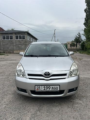 корай 5: Toyota Corolla Verso: 2004 г., 1.8 л, Механика, Газ, Минивэн — 5