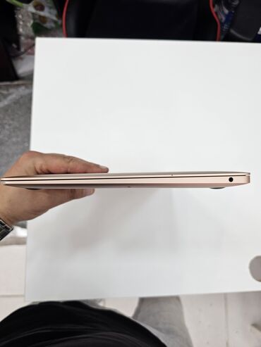 Apple MacBook: İşlənmiş Apple MacBook, 13.3 ", Intel Core i3, 256 GB, Rayonlara çatdırılma, Pulsuz çatdırılma — 8