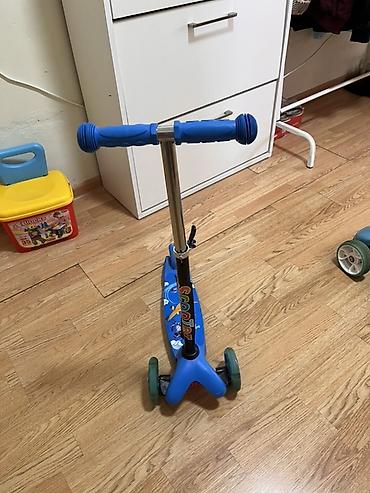 3 tekerli scooter: Uşaq skuterı – 3 təkərli, mavi rəng - Stabil 3 təkərli dizayn: ön — 2