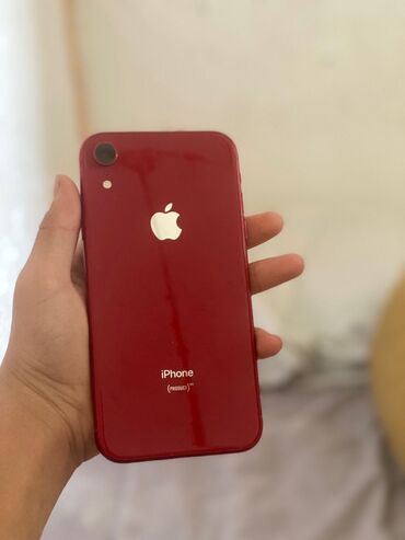 iphone x рассрочка: IPhone Xr, Б/у, 128 ГБ, Красный, Чехол, 80 %