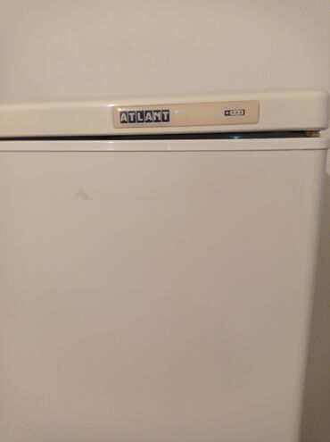 холодильник для продуктов: Холодильник Atlant, Б/у, Двухкамерный
