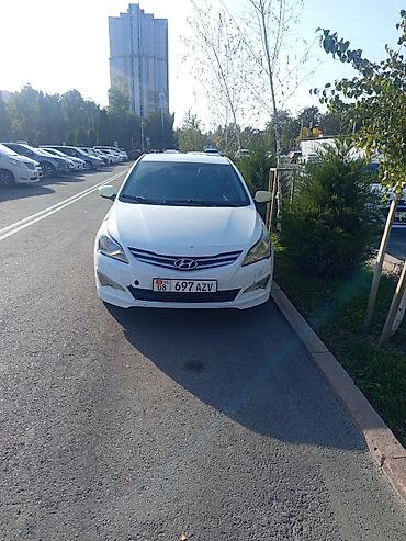 Hyundai Solaris: 2015 г., 1.4 л, Автомат, Бензин, Седан