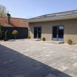 продаю дом бишкек чон арык: Студия, Душевая кабина, Постельное белье, Кондиционер