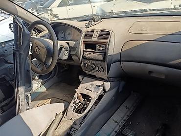 капот демио: Mazda Familia/323 BJ (универсал) — автомобиль на разбор Модель и — 2
