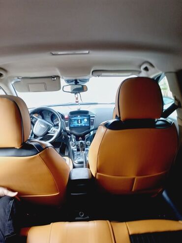 Chevrolet: Ili 2014 yaxsı veziyyetdedir.Tecili satıldığı üçün bu qiymete — 6